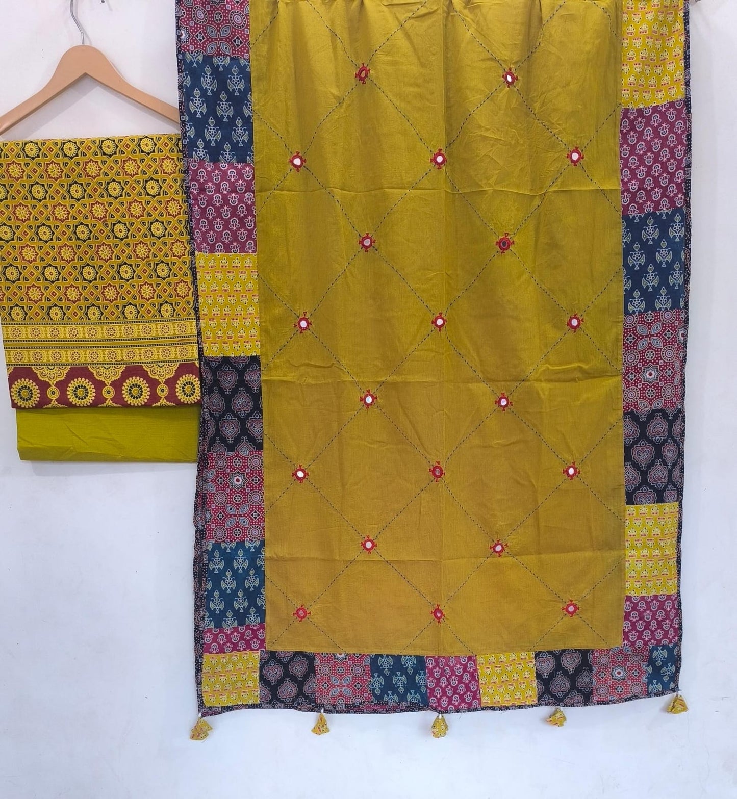 Ajarkh Print Top With plain Bottom fabric And Ajarkh Patch with original Mirror And Kantha Work Dupatta Best Quality